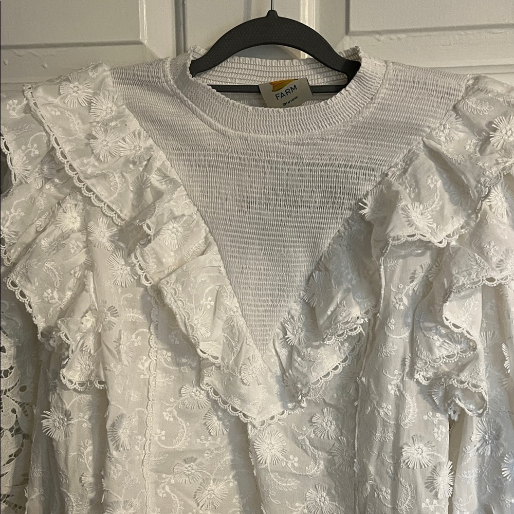 FARM Rio Cream Lace Ruffle Blouse - Picture 3 of 5